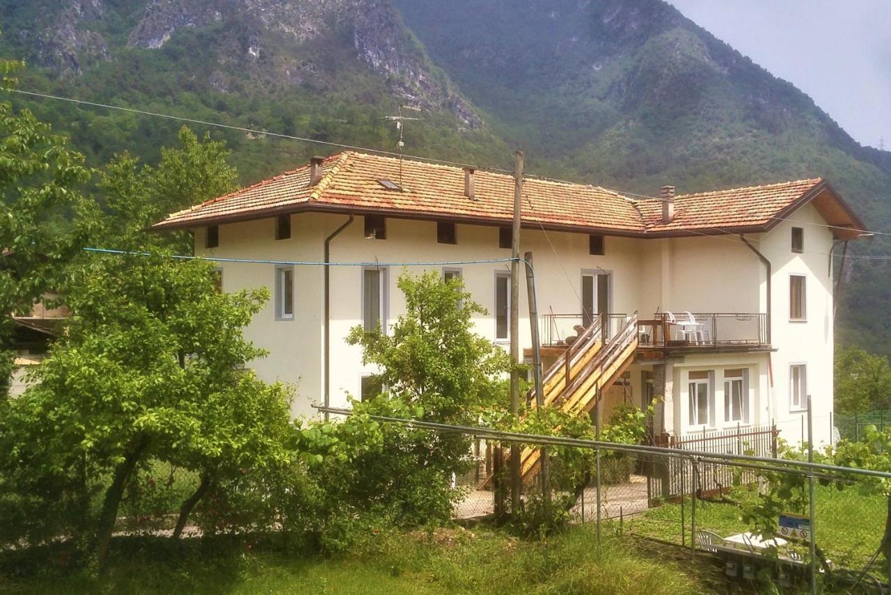 Casa Degara Lägenhet Molina di Ledro Exteriör bild